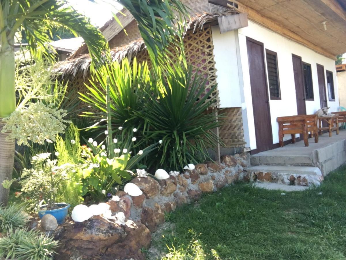 Gigante Island - Balay Sa Gigante * Carles